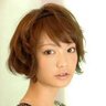 かわいい花飾りにうっとり ガーリーに憧れるフラワーヘアアレンジ Cosmeまとめ アットコスメまとめ