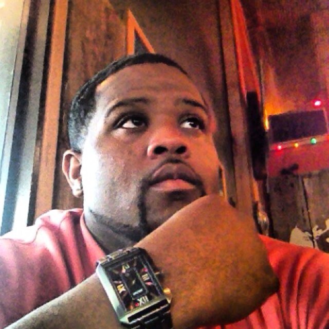 Jus a soul who's intentions are good, hoping i'm not misunderstood..!! RENOVA born & raised..!!