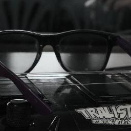 WE ARE POP PUNK FROM HEROES CITY, EAST JAVA, INDONESIA |http://t.co/B76axXGdHk | Player : @IbnuStronger , @Rizkybgl , Fristian ari CP:083831583677