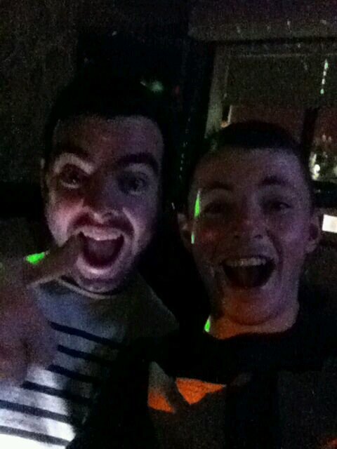 hurley365's profile picture. sup