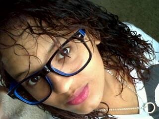 soy una persona que lucho por ir junto con el tiempo no que el tiempo pase y yo en el mismo lugar amo vivir y reir