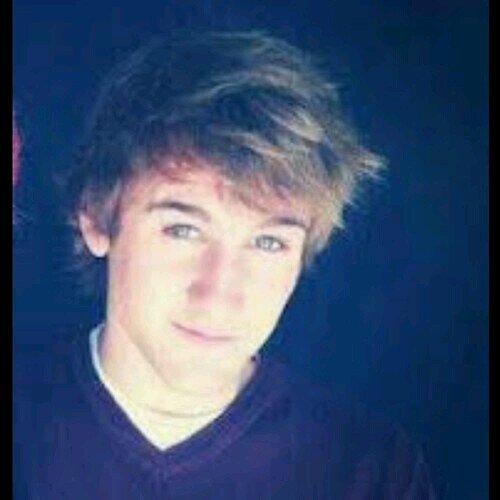 AlbaCPos's profile picture. Fan De AURYN!! Os quiero chicos