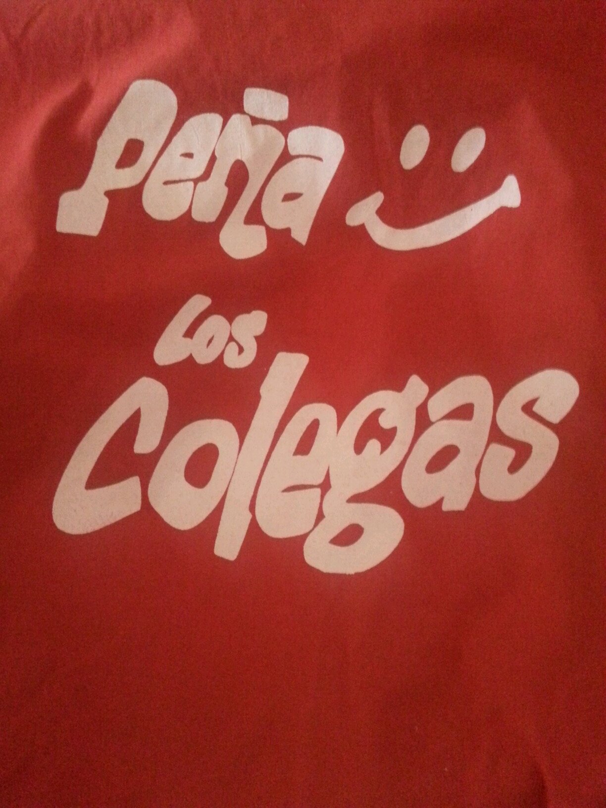 Con el alma colorada desde 1988!! feliz 25 aniversario! !! Parabarabarabarabarabara parabarabarabaaaa!!! COLEGAS!!!