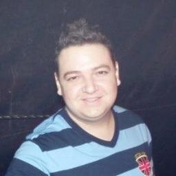 VOCALISTA DO FORRÓ ARYAXÉ 

http://t.co/bsBnvrji8y
