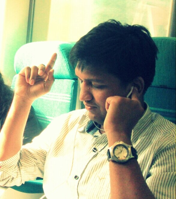 Curious.Bewildered.Loves movies and travel.