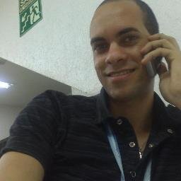 Poucas amizades subsistiriam se cada um soubesse aquilo que o amigo diz de si nas suas costas.