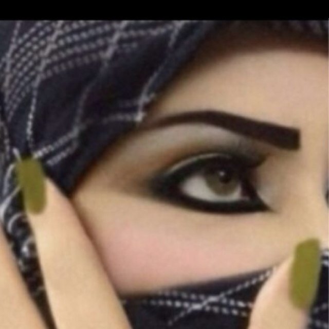 mmn6777's profile picture. : ودي بـقربك وأدري إنـك تـبيني لآتـستحي قـل ودي الحب يكبـر مـا أبيك تتـركني لغربة سنيني لـكن آبيك تبين إحساسك آكـثر”