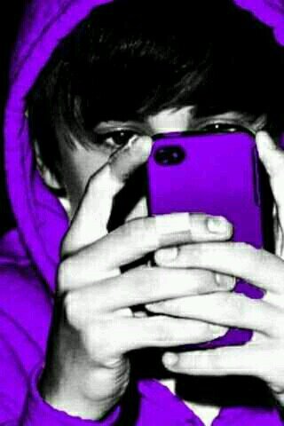 BeFurby's profile picture. Vive a tu manera y no dejes que te pisoteen. Se fuerte, lucha por lo que quieres. Nunca te rindas y SONRÍE, eso les jode.