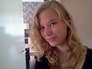 xrenatjuhx's profile picture. 