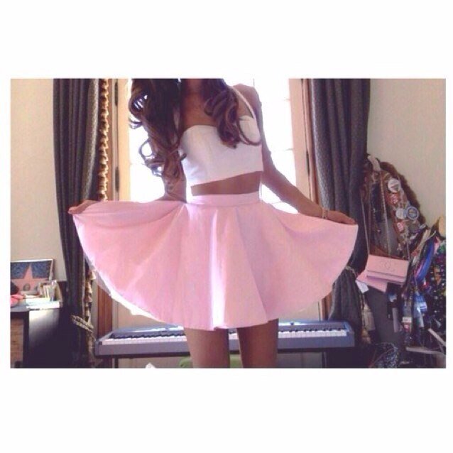 {Saved Account} I Gave You A Free Follow So Please Follow @bizzleo2l :)