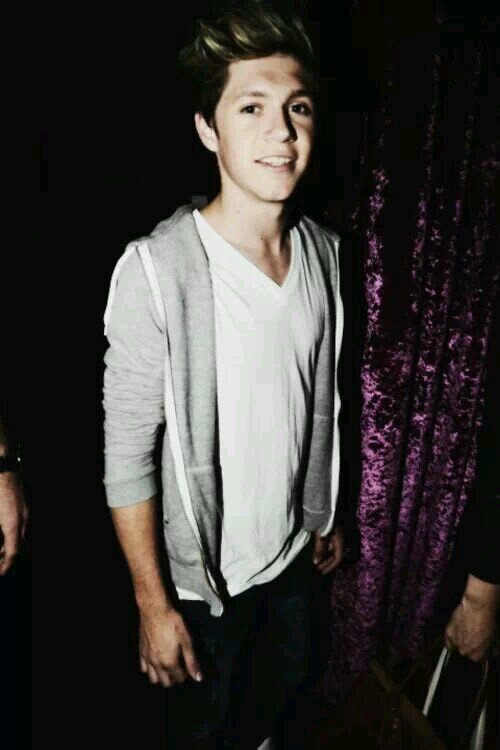 F.O.O.D = Fan Of One Direction ∞ You Only Live Once ∞ Life Is A Joke ∞