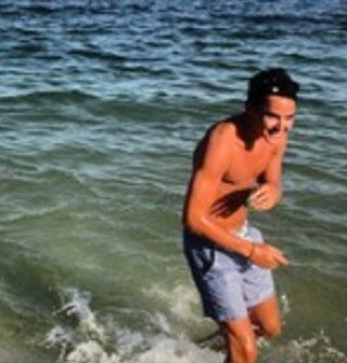 joshdemeza's profile picture. 