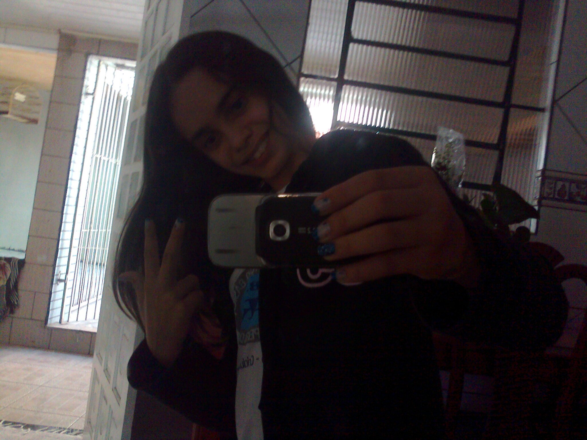 Meus nome é Edileine de Medeiros tenho 13 anos,gosot muito de fazer amizades e só !