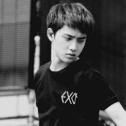 ผมน่ารักนะยิ้มหวานด้วยผมร่าเริงผมตลกผมรักทุกคนนะครับฟอลมาคุยกลับผมนะ//\\ถ้าผมน่ารักคุณก็รักผมชิ^^~~:) DO EXO..k.:) 
#ⓐⓑⓈⓞⓛⓤⓣⓔ★