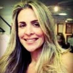 ´´Lindaaa! quando eu estava gravida da Lu minha mãe fez um santuário para NsAparecida, Sonhei com ela na Fazenda e ganhei no dia dela´´ 
 @JMachadoOficial ✌