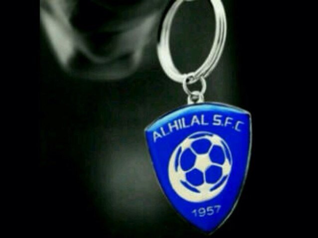 عذراً يَ وطني فَ اَلهلال كل اَوطاَني ♡