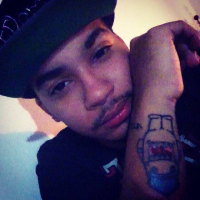 single 
puertorican & dominican ⚪
they call me jay
im 19
jdm lover
kik:jayyymarley