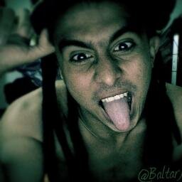 †*El Dolor Es debilidad la debilidad impone Fuerza*†Señal De Vida† :: Tomo Desiciones & No Miro Para Atras ;† Rendirme No es una Opción :3†*w*