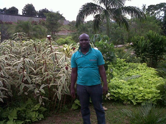 A botanist by training, and an environementalist in practice.