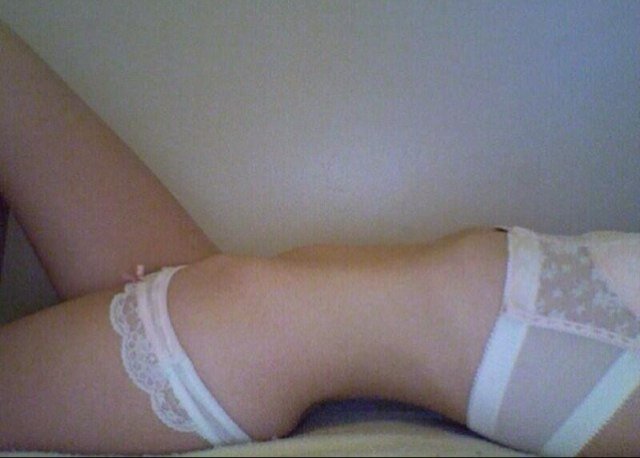 suicidalbut's profile picture. sad and lonely