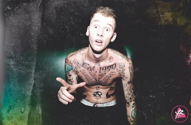 #LACEUP #EST19XX #MGK #BLACKFLAG #clevland
