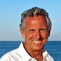 NeilOptimist's profile picture. Professional speaker, social media, sales enablement pro, Best Selling author. 2:17 marathon PR.