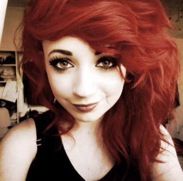 lovelyredhead66's profile picture. 