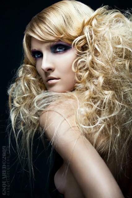 Selling beautiful quality real hair. Brazilian hair extensions pieces at a reasonable price