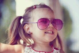 عْشقُ الْعـزفَ على وتـرِ الْكلـمة كاتب وعاشق للخواطر