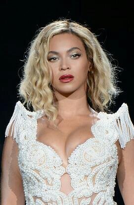 O seu FC com uma dose diária de Queen Bey. Agora mais pollen do que nunca !