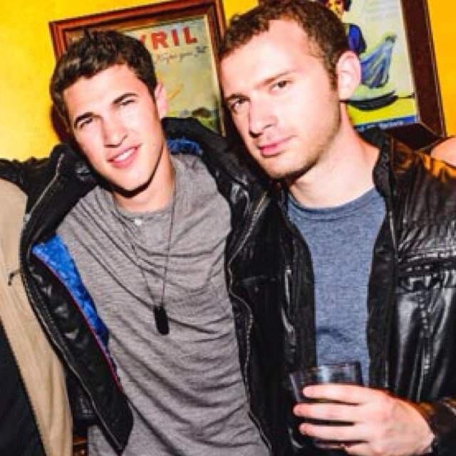 All things @Timeflies! Follow - @whatupcal, @robresnick