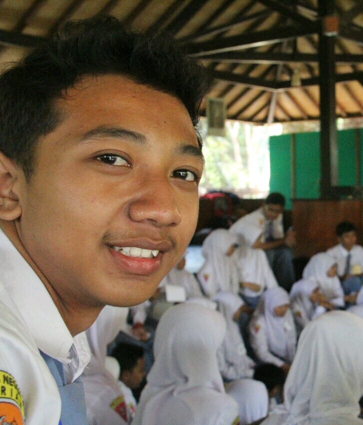 Panggil saja aku yogi :)