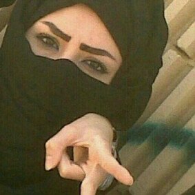 ﭑنآآ آلي عقلي رگود ﻣﻥ عزني ﺄغليتھ ﯙ ﻣن تنآقصني لطمتھ ﺄسير ﯙ ﺄسج ﭑﻟنفس ﯙلا ﺄتبع ﭑﻟمنقوُد ﯙ ﻣﻥ تعرضلي ﺑﭑﻟردﺂ هـه ﻣآ جآبتھ ﺄمھ . . .