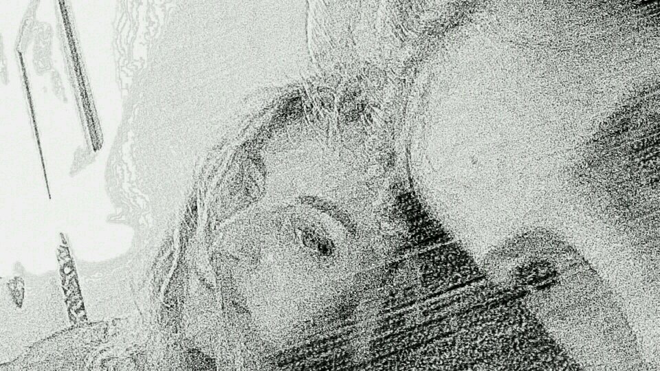 yumizorba's profile picture. L'indifferenza è l'ottavo vizio capitale AMAeCAMBIAilMONDO❤DonnaSingleDivorzVivoConMiaFiglia @micollottici Tre Gatti 😻😸😻❤Imp× BiagioAntonacci