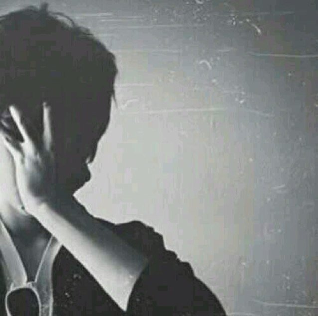 ألا يـبـحـر.. جاوبـنـي وش آخــر هــذي الأحــزان ؟وش آخـر رحلـة أوجاعـي و عنـآي و غربـة سنيـنـي