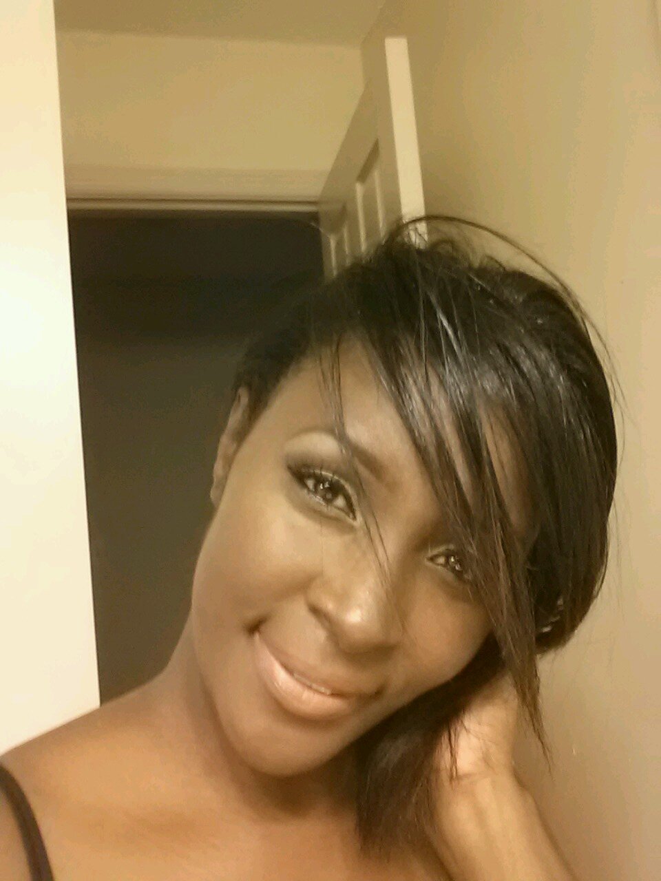 charityanwar's profile picture. LOVE LIVE LIFE