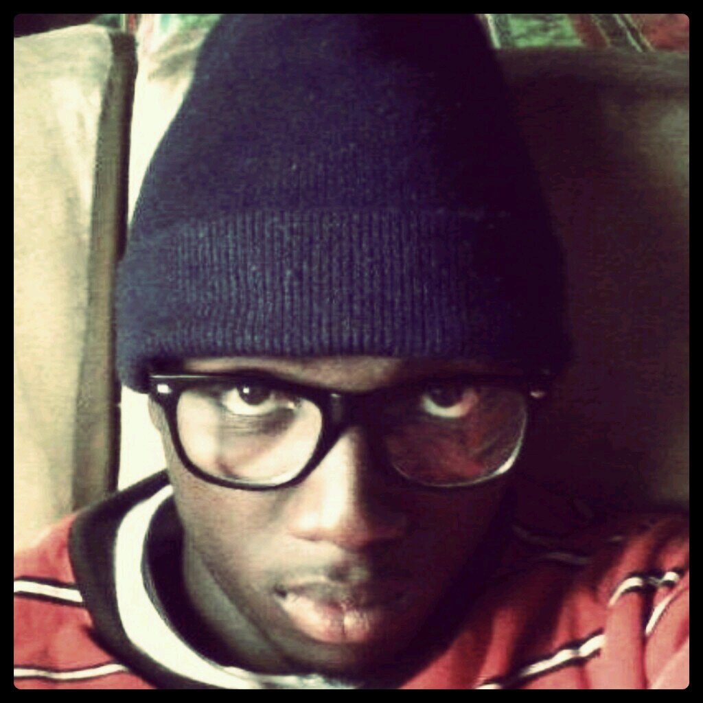 luv is wa u make it in life n dnt neva let sumone cme between u n trusr luv cuz it onli cmes once