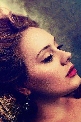 NadaNazeh's profile picture. 