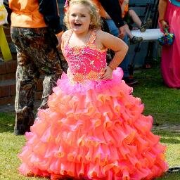 I am Honey Boo Boo and I am a pageant winning superstar ''You better REDNECKOGNIZE''