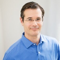 A craniofacial Plastic Surgeon on staff at Sunnybrook and Edelstein Cosmetic. Also an Associate Professor of Division of Plastic Surgery at U of T.