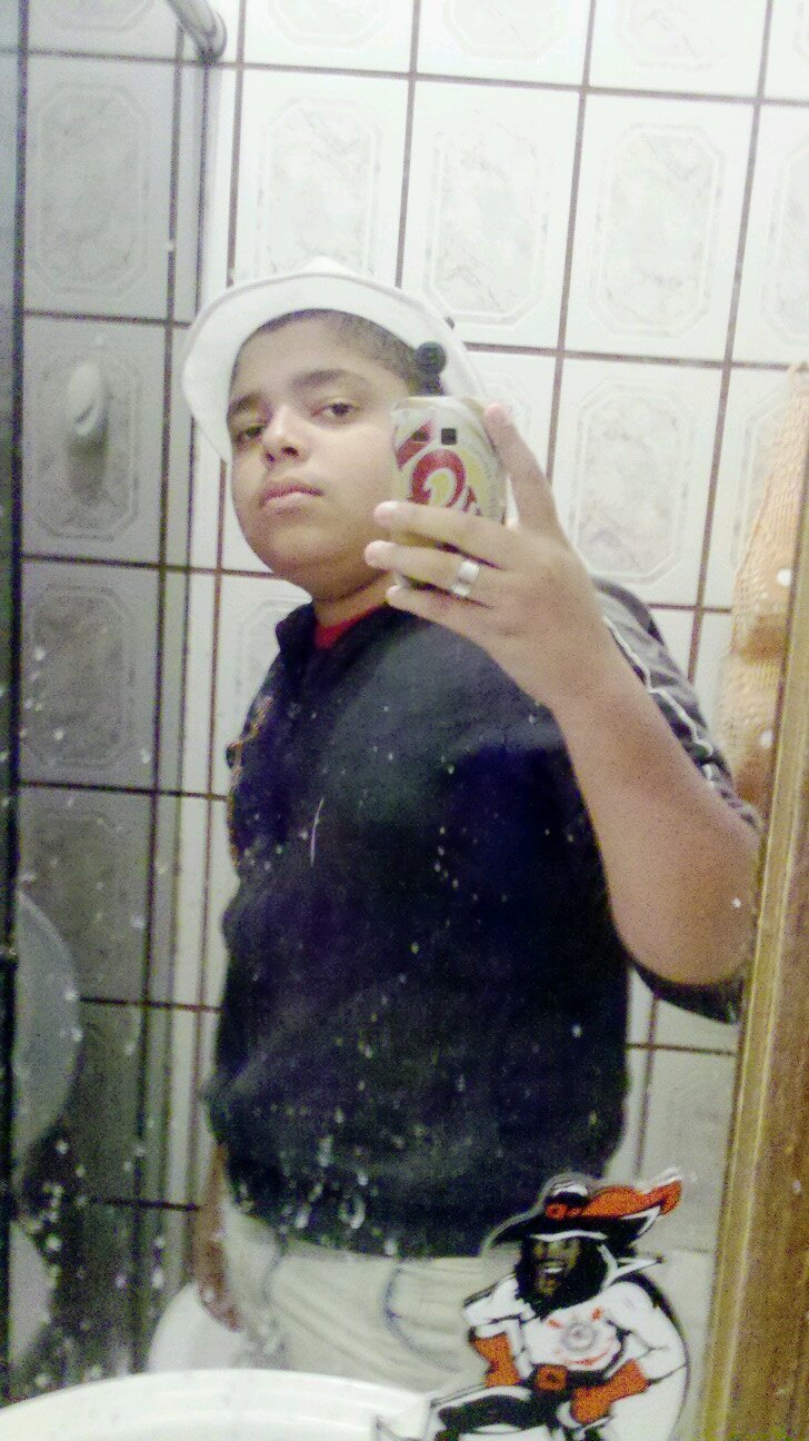 Eu sou o q sou nao nasci e nem vou mudar para agradar ninguem.