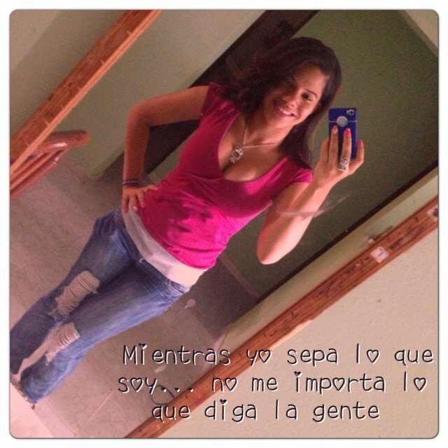 Estudiante de medicina, Justicia de Dios, soy alegre, comprensiva,siempre dispuesta a ayudar cuando alguien lo necesita, amable en mi trato y tengo gran energia