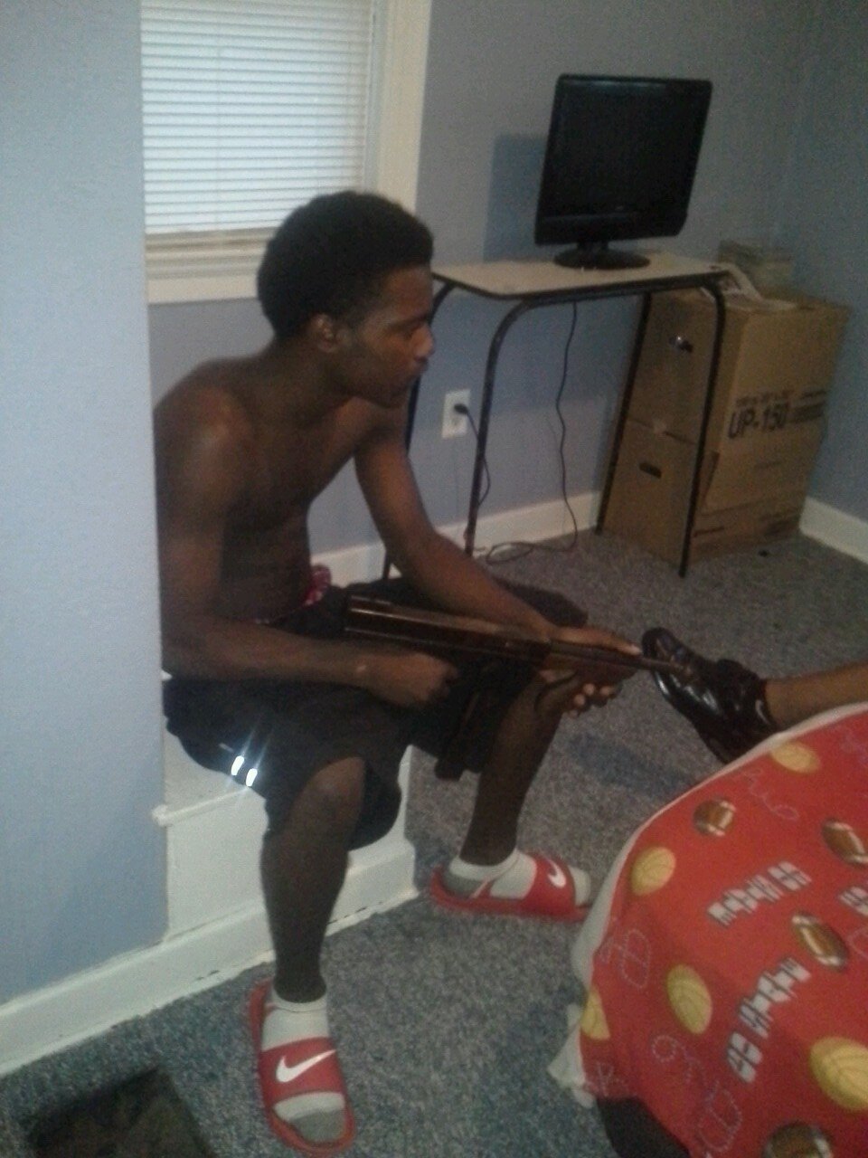 Free my lil gooneys #Period