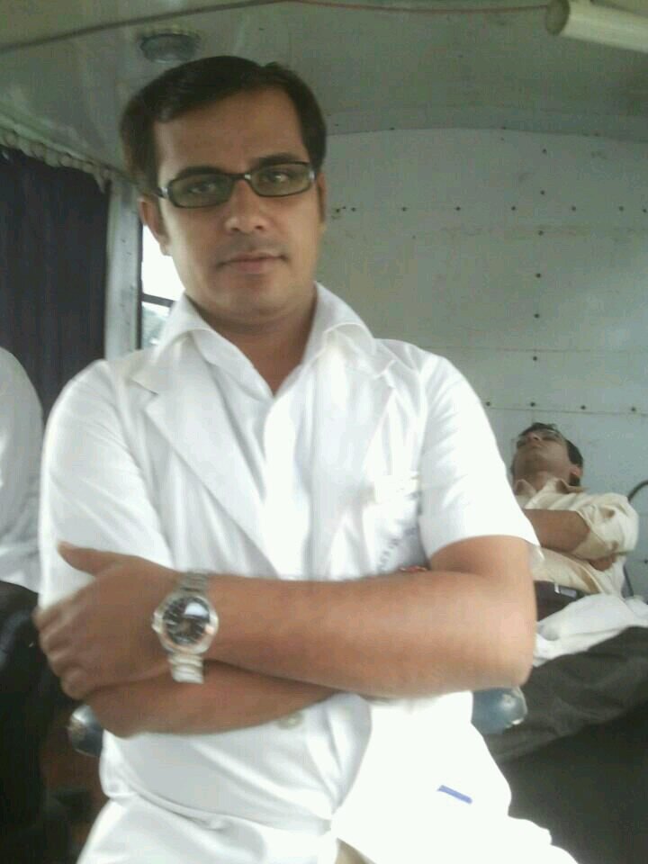 I m Dentist (Prosthodontics and impantologist) owner of Devam Dentesthetica multispeciality dental clinic and implant center Motihari 
President of DSWAI(Bihar)