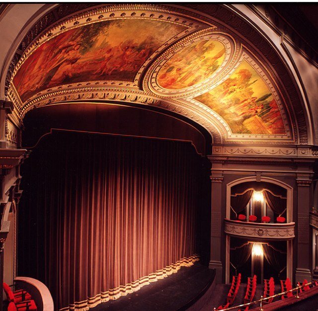 Tweeting the problems of a theatrical producer one struggle at a time. Tweets by: @ColtChambers