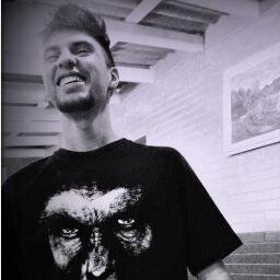 Corpo fechado, sangue frio, só confio em mim.
não sei se é bom ou ruim, mas ainda prefiro assim