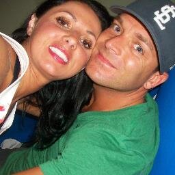 shandaaleiwe's profile picture. somewhere between a donut and a juice cleanse. owner at alley & rae apparel. @alleyandrae