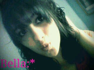 Si alguien te lastima, devuélvele una sonrisa, luego ignóralo... y eso le dolerá más que cualquier cosa.