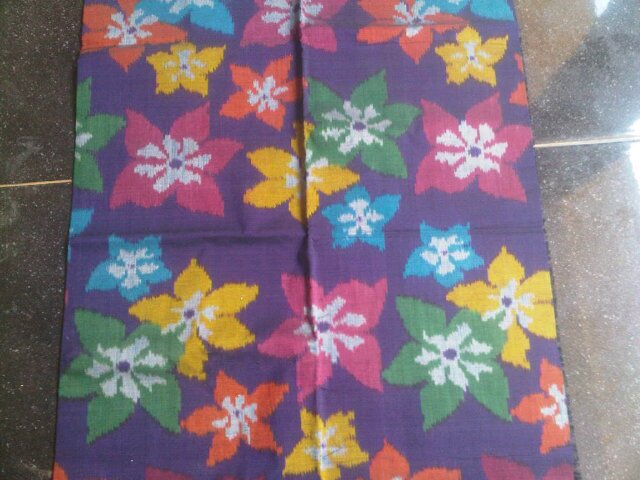 Tenun Ikat dan batik sutra alam #CP : 085200492222 #PinBB : 2259397E