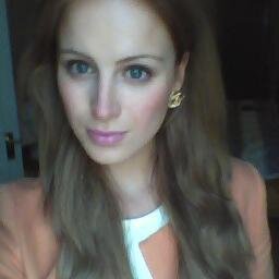 Annainsideout's profile picture. Dreamer, food & fitness lover,Pharmacy student and new lifestyle and health blogger